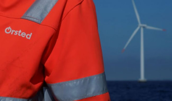 «А ведь почти достроили»: Трамп разделался с мировым гигантом ветроэнергетики