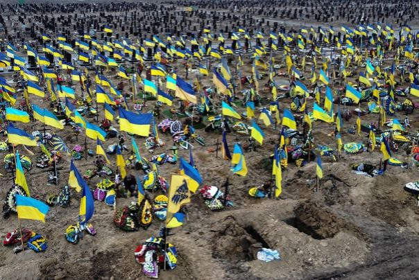 Украина превращается в безлюдный пустырь