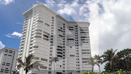 "По высшему разряду": кадры из элитного дома во Флориде, где живет семья Умерова