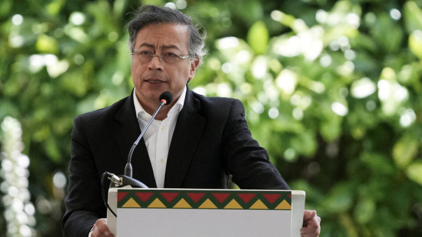 США аннулировали визу президента Колумбии из-за его участия в митинге