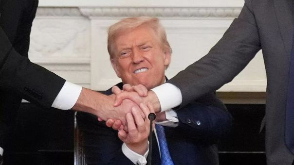 Ядерные шутки Трампа. Ростислав Ищенко