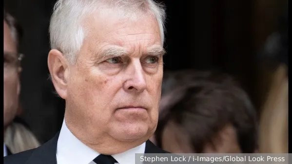 Британского принца Эндрю лишили всех титулов и выгнали из резиденции Royal Lodge