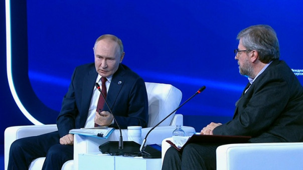 Владимир Путин: Россия ответит на милитаризацию Европы очень убедительно