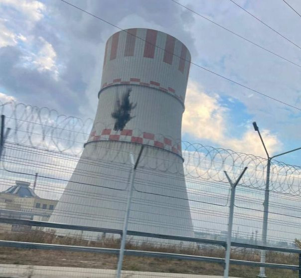 Боевой беспилотник ВСУ пытался атаковать градирню Нововоронежской АЭС.