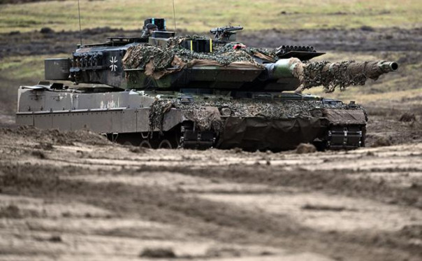 «Леопарды» напрочь исчезли с поля боя: Бегущие ВСУ массово бросают западную технику