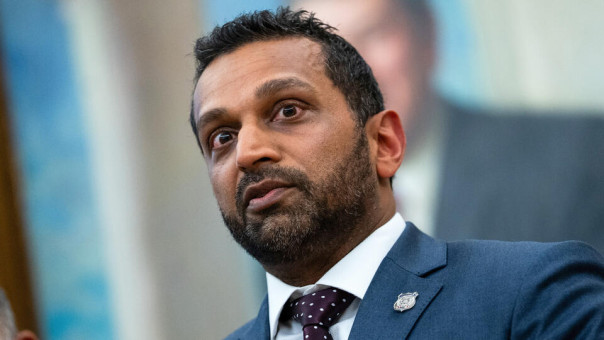 "Это я, а не Трамп, придурок": директор ФБР устроил перепалку в эфире ESPN