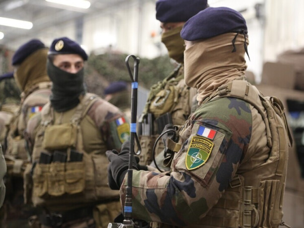 Цинковые гробы для легионеров: что смогут сделать 2000 французских солдат на Украине