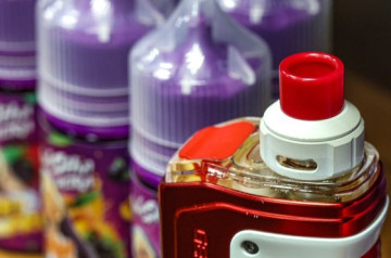 Эксперт Бережанский: вейп в два-три раза вреднее обычной сигареты