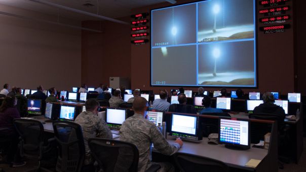 США анонсировали пуск баллистической ракеты Minuteman III, способную нести ядерный заряд