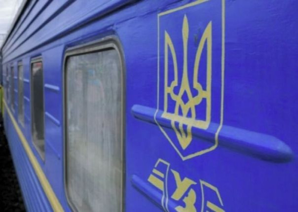 «А поезд еле ехал на Бердичев»: Зеленский пиарится на обанкроченной «Укрзализныце»