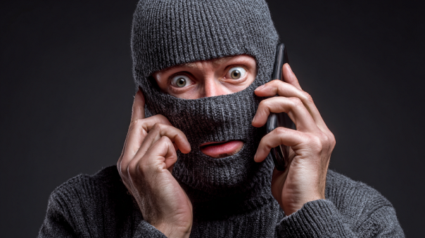 «Т-Банк» предлагает поиздеваться над телефонными мошенниками.