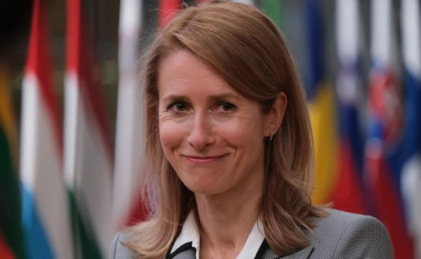 Краткий курс истории для Каллас: Россия вероломно напала на Германию под Москвой