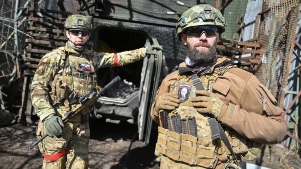 Путин пообещал присвоить бригаде "Ветераны" наименование гвардейская