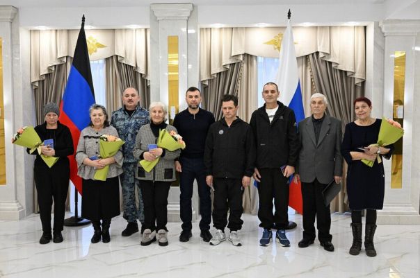 Паспорта РФ с начала года получили свыше 9 тыс. жителей освобожденных городов