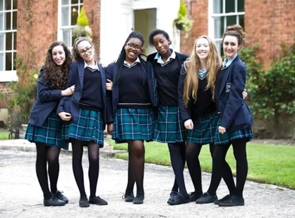 Более 63% школьников в Англии не говорят по-английски