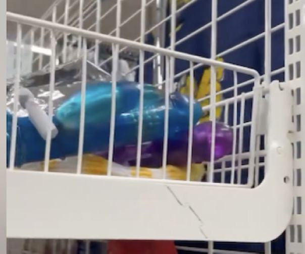 В секонд-хенде Житомира заметили массовый завоз интимных товаров для женщин