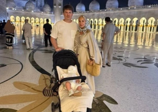 Депутата Тольятти лишили должностей после публикации жены о родах в Чили