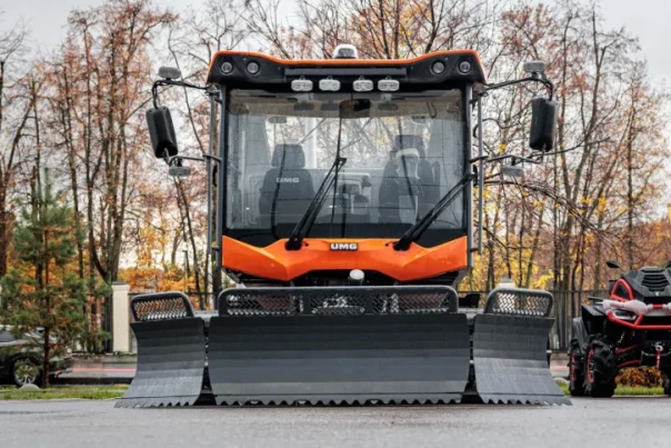 Первая отечественная снегоуплотнительная машина запускается в серийное производство