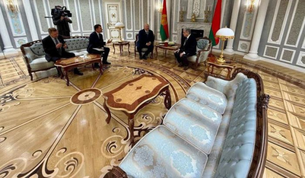 Белоруссия – США: Лукашенко опять убил двух зайцев