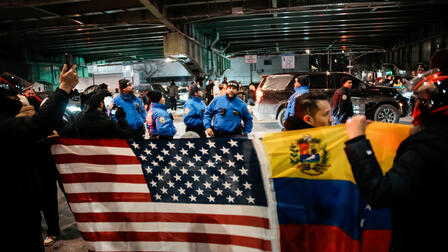 В США начались акции в поддержку Венесуэлы