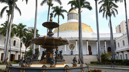 Парламент Венесуэлы начнет работу 5 января в плановом режиме