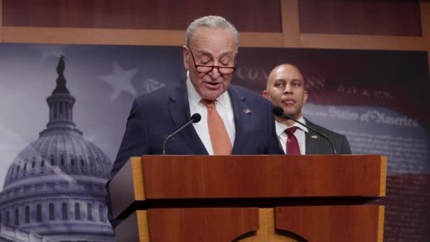 Шатдаун как оружие: демократы против Трампа из-за Венесуэлы