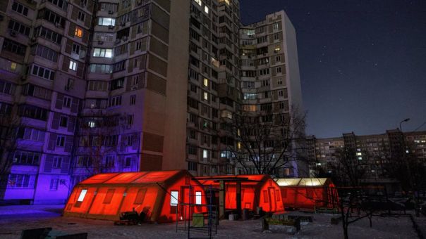 Зеленский анонсировал режим чрезвычайной ситуации в энергетике Украины.