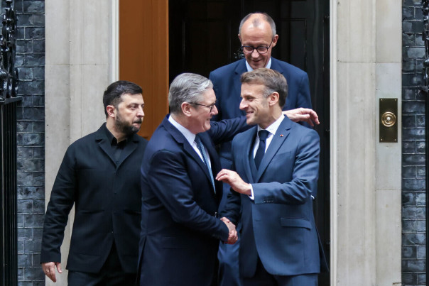 Зеленский заявил, что ждет военного присутствия Британии и Франции на Украине