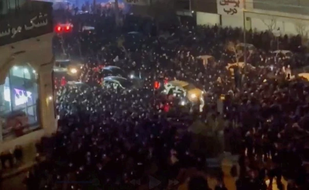 Армия Ирана заявила о готовности защитить режим «от любого заговора»