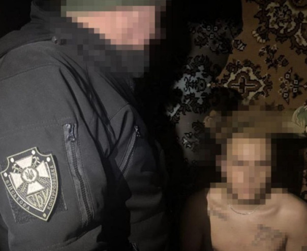 Похотливого украинского военного в Запорожье заманили на свидание, где изрезали ножом