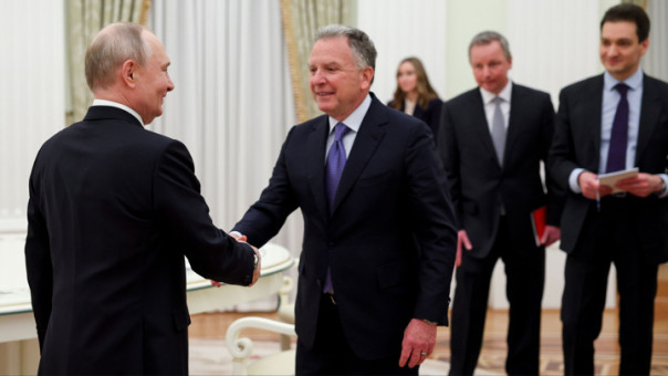 В Кремле проходит встреча Путина с Уиткоффом и Кушнером
