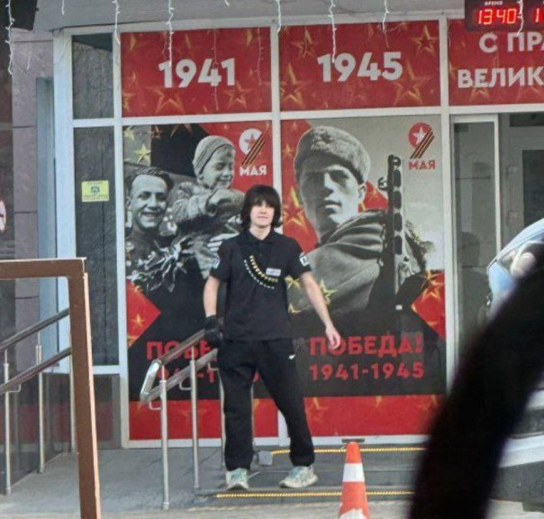 В Анапском индустриальном техникуме студент-автомеханик открыл стрельбу, используя ружьё с 15 патронами.