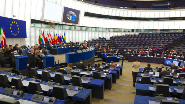 Европейские политики обсуждают возобновление контактов с Москвой