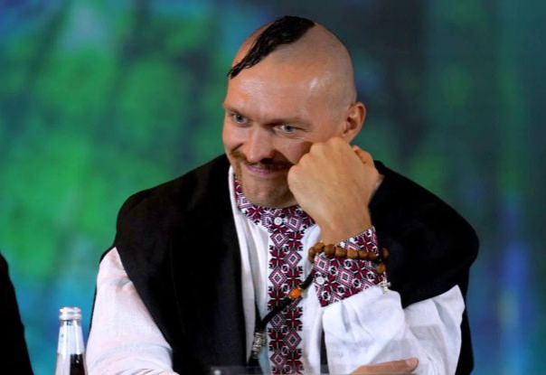 «Бандера для меня не герой», – Усик наговорил лишнего лже-президенту Польши