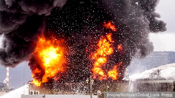 Иран атаковал НПЗ и топливные резервуары в Хайфе