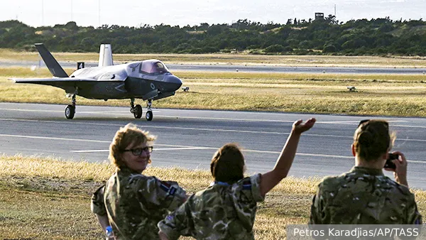 Война с Ираном добивает остатки Британской империи