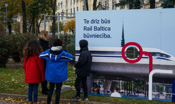 "Символ независимости" стал "памятником некомпетентности": хроника провала Rail Baltica
