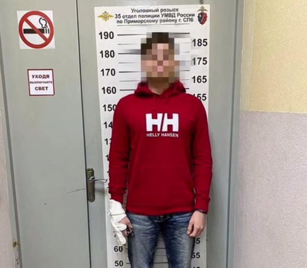 Пропавший в Ленобласти подросток под влиянием мошенников похитил €64 тыс (₽5,8 млн) из чужого сейфа