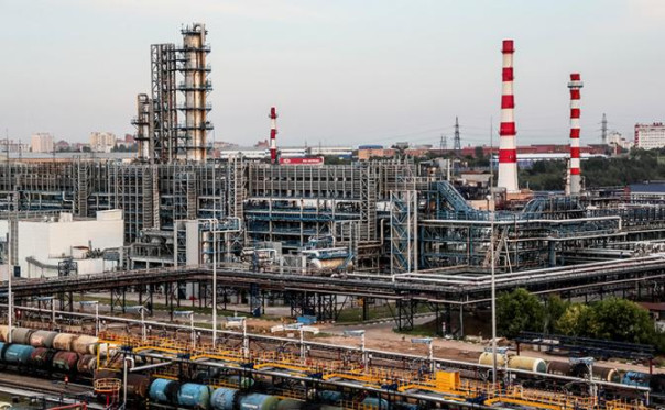 Опять русским с нефтью повезло: Европа, вздыхая, просчитывает предложение Путина о поставках