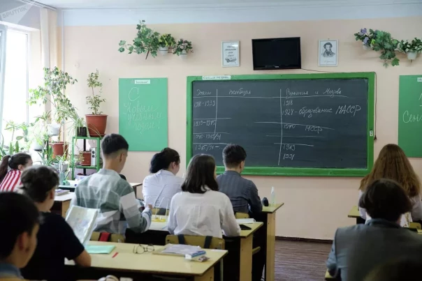 Молдавский учебник огульно обвиняет Красную армию в зверствах