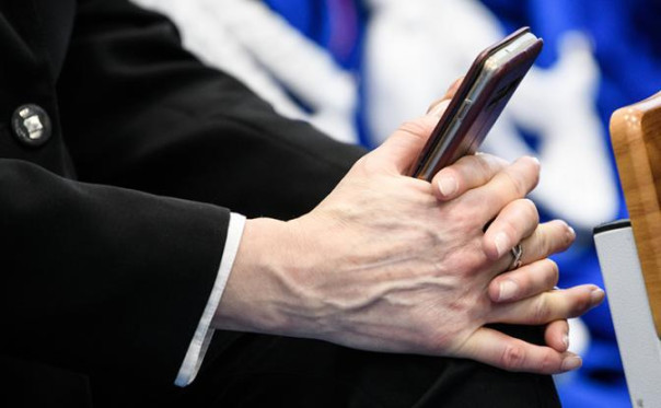 Тайна «белых списков»: «Чебурнет» становится похож на старуху Шапокляк — ушлую, пронырливую и хитрую