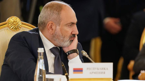 Пашинян назвал Россию другом и пообещал скоро приехать