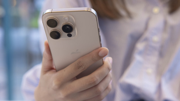 Побудит компанию соблюдать законы: Минцифры обсуждает приостановку оплаты сервисов Apple со счёта телефона