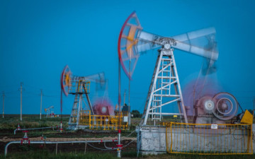 Удары США и Израиля по Ирану вызвали рост акций российских нефтяников