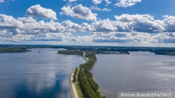 Закрытая граница с Финляндией обогащает Россию