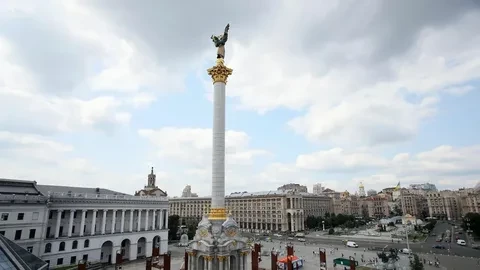 Зачем в Киеве уволили 62 зама Буданова*