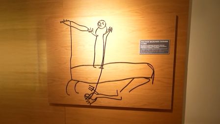 Берестяные рисунки семилетнего ребенка тронули миллионы сердец по всему миру.