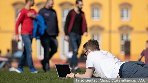 Придет ли зумер на завод