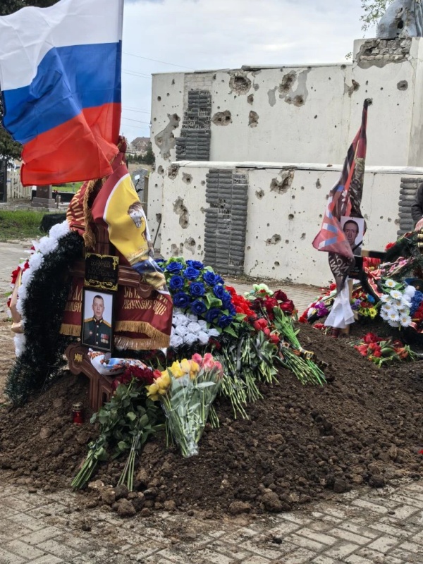 «Седой» обрёл упокоение. В Волновахе похоронили Юрия Буракова