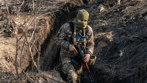 The Guardian: боевики ВСУ падают в обморок от голода